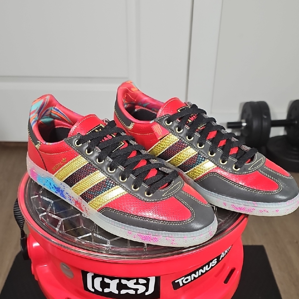 adidas Mens Red Black Gold Low-Top Sneakers